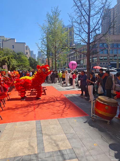 捷马礼仪全程策划执行开业庆典 专业剪彩与舞狮表演助阵